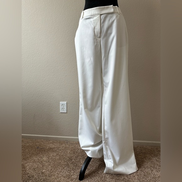St John Collections By Mary Gray Wide Boot Pants, Color White, Sz 12. Made USA - Picture 2 of 12